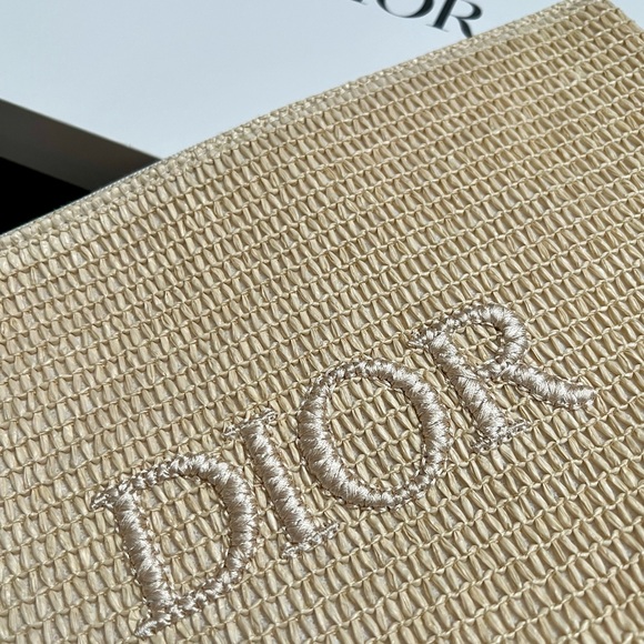 Dior Natural Beige Woven Pouch with Embroidered Logo - Picture 4 of 9